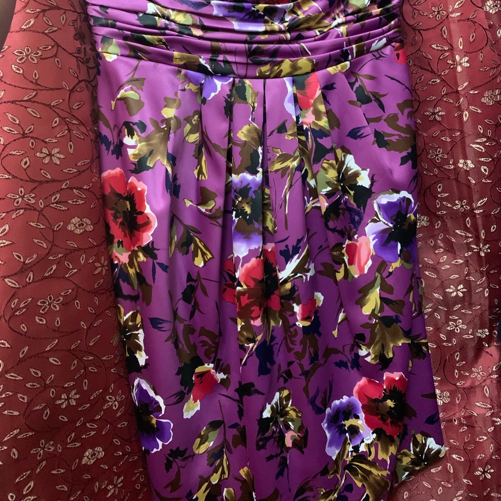 Dress - Picture 2 of 3